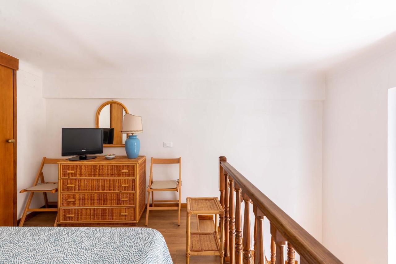 Rotonda 23 - Pantheon View Apartment Рим Екстериор снимка