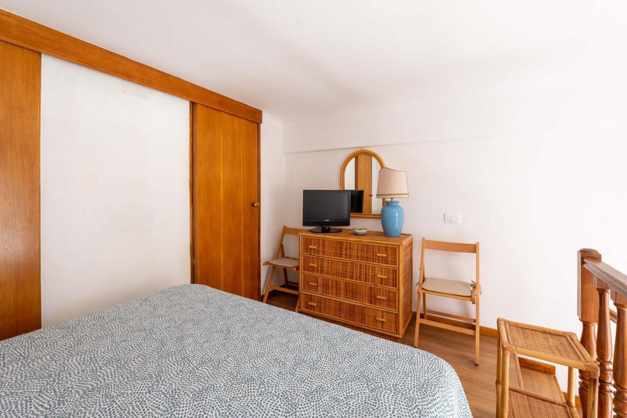 Rotonda 23 - Pantheon View Apartment Рим Екстериор снимка