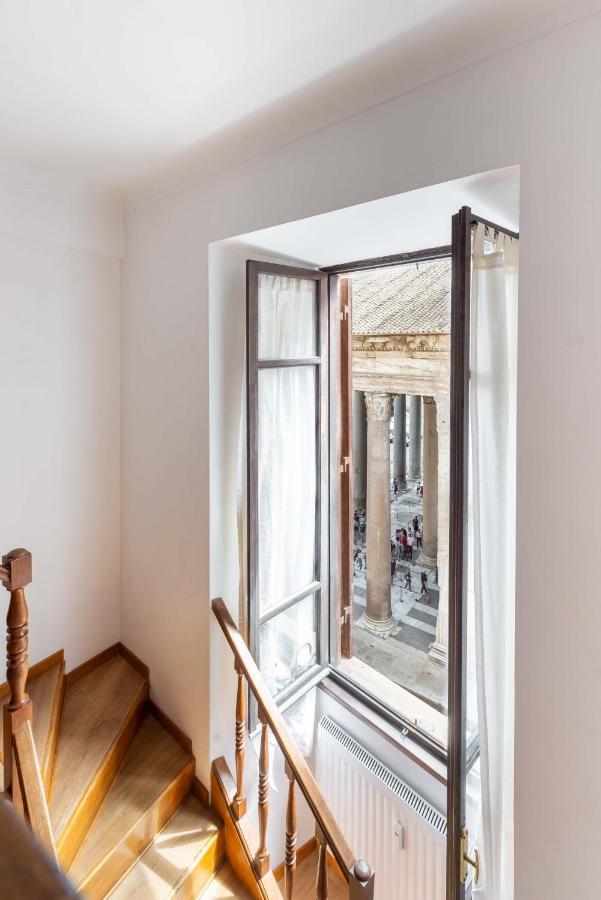 Rotonda 23 - Pantheon View Apartment Рим Екстериор снимка