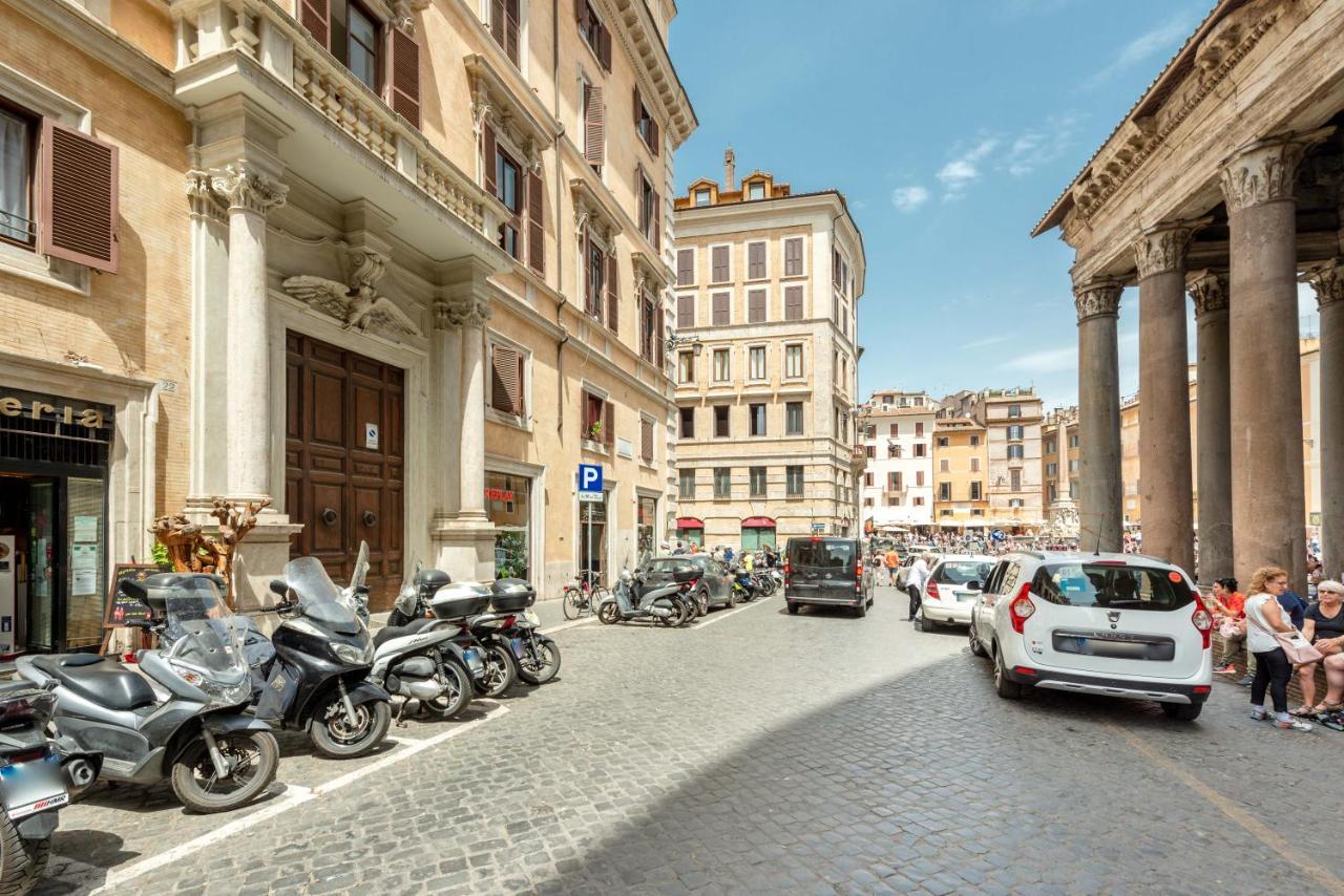 Rotonda 23 - Pantheon View Apartment Рим Екстериор снимка